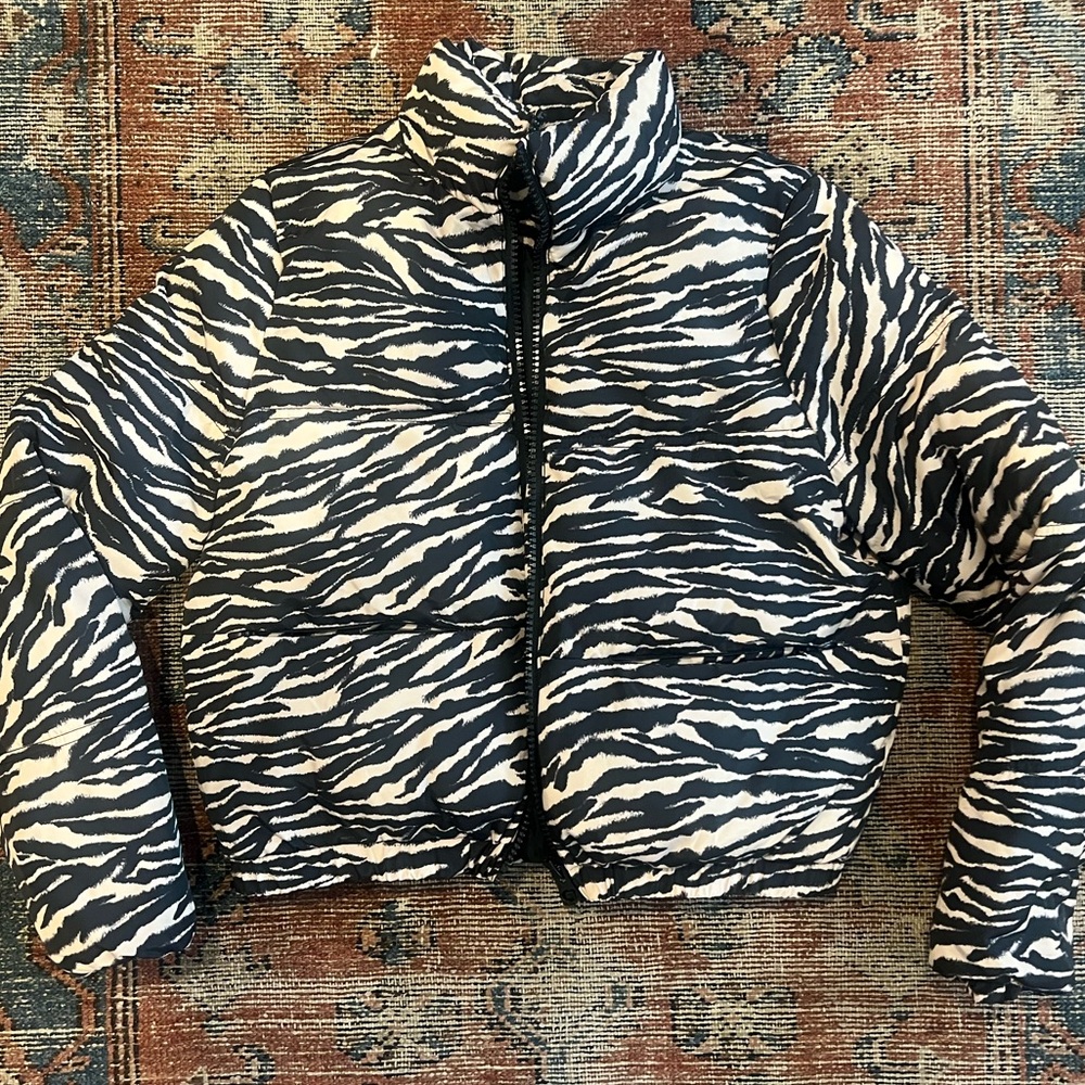 Zebra Zip Up Puffer Jacket XS